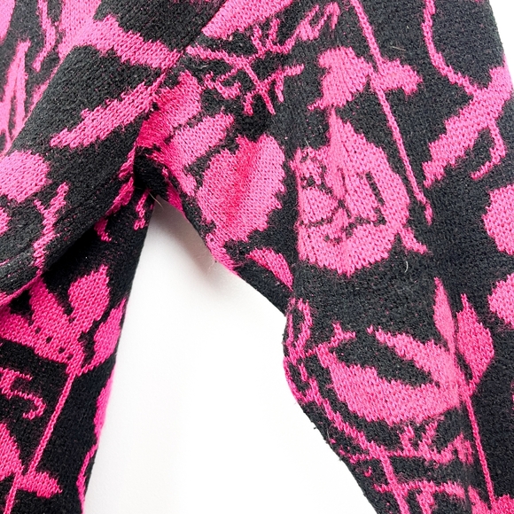 Vintage Hot Pink & Black Floral Sweater - Picture 7 of 11